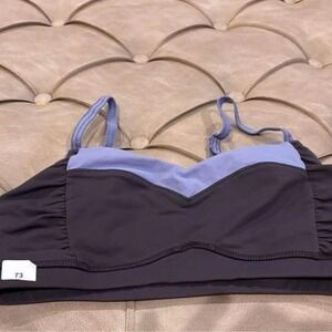 #73 Lululemon Bra- Size 6- blue/gray=padding optional-